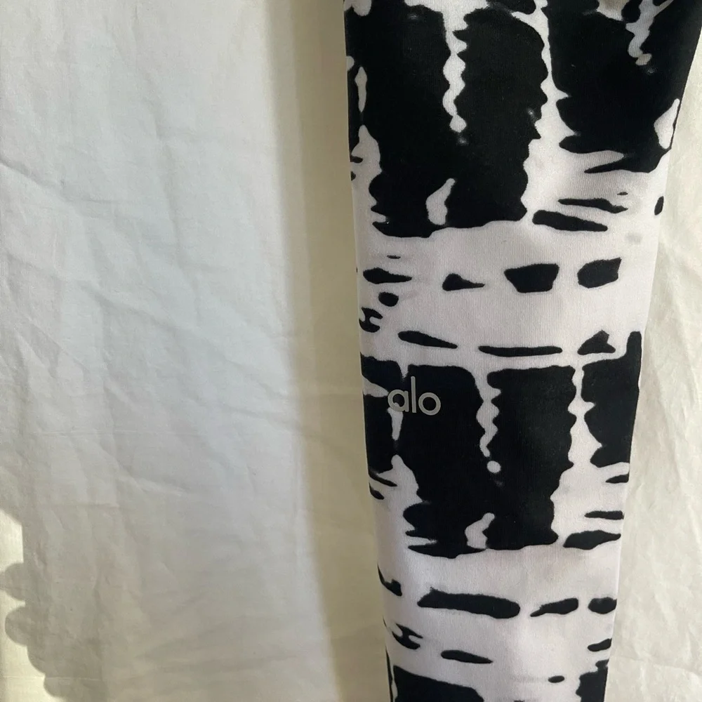 Alo Yoga Airbrush Legging Tie Dye High Waisted Sculpting Yoga Pants Size XS